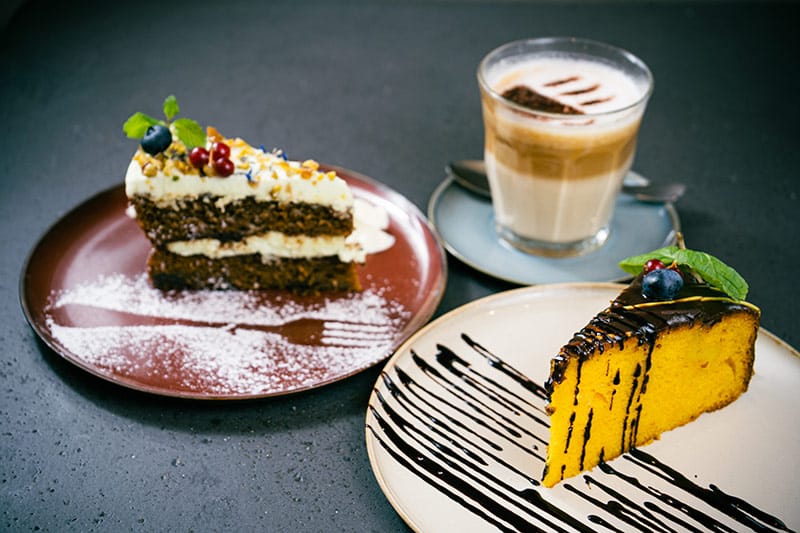 Delica - cappuccino / postres / desserts - tartas / cakes